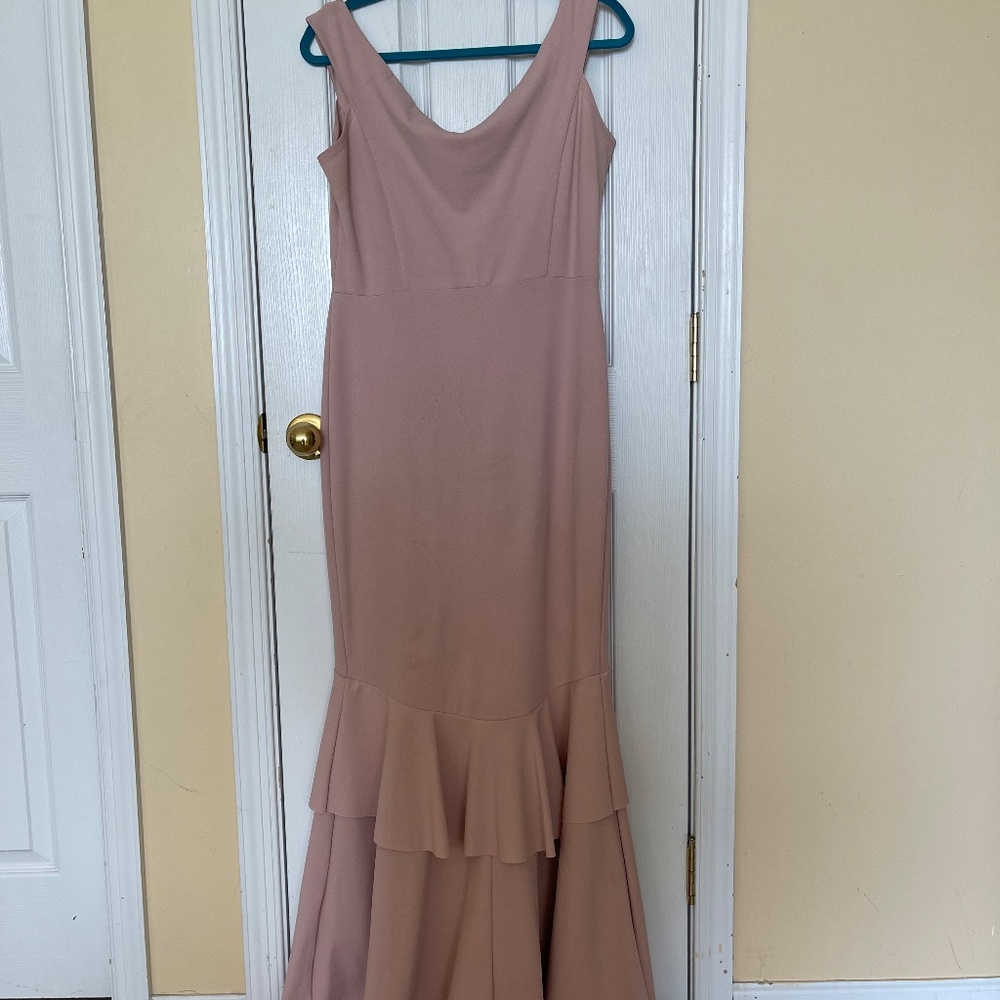 QUIZ Off-the-Shoulder Ruffle Gown - Picture 4 of 4